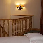 Charm 4*