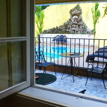 Πανσιόν Charm 4*