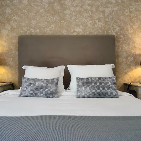 Guest house Charm